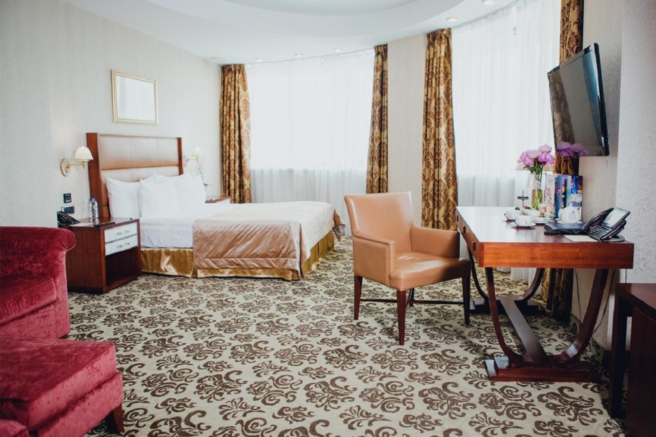 Grand Hotel Vidgof Челябинск Стая снимка